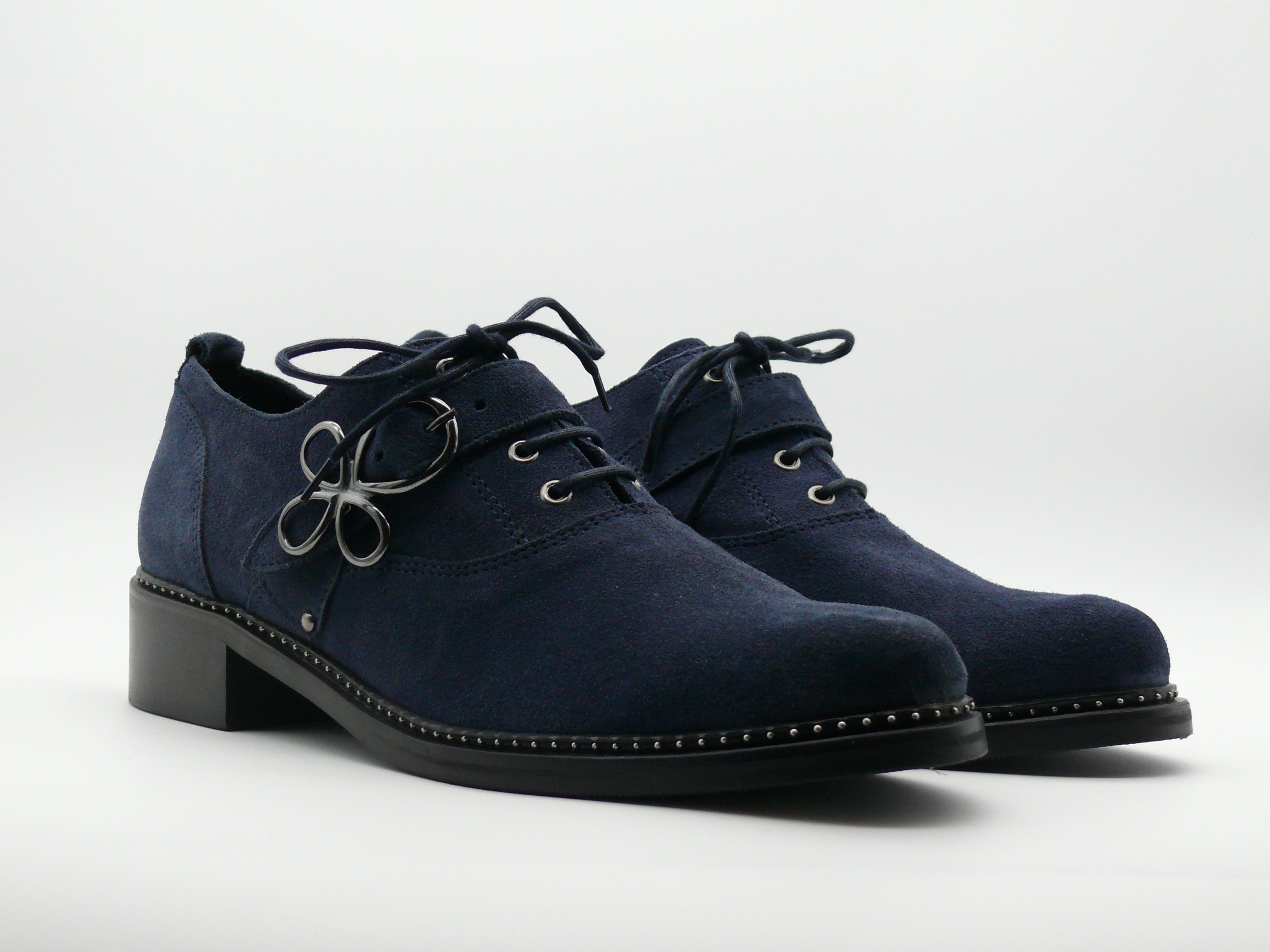 Regard Roazu – Derbies Femme