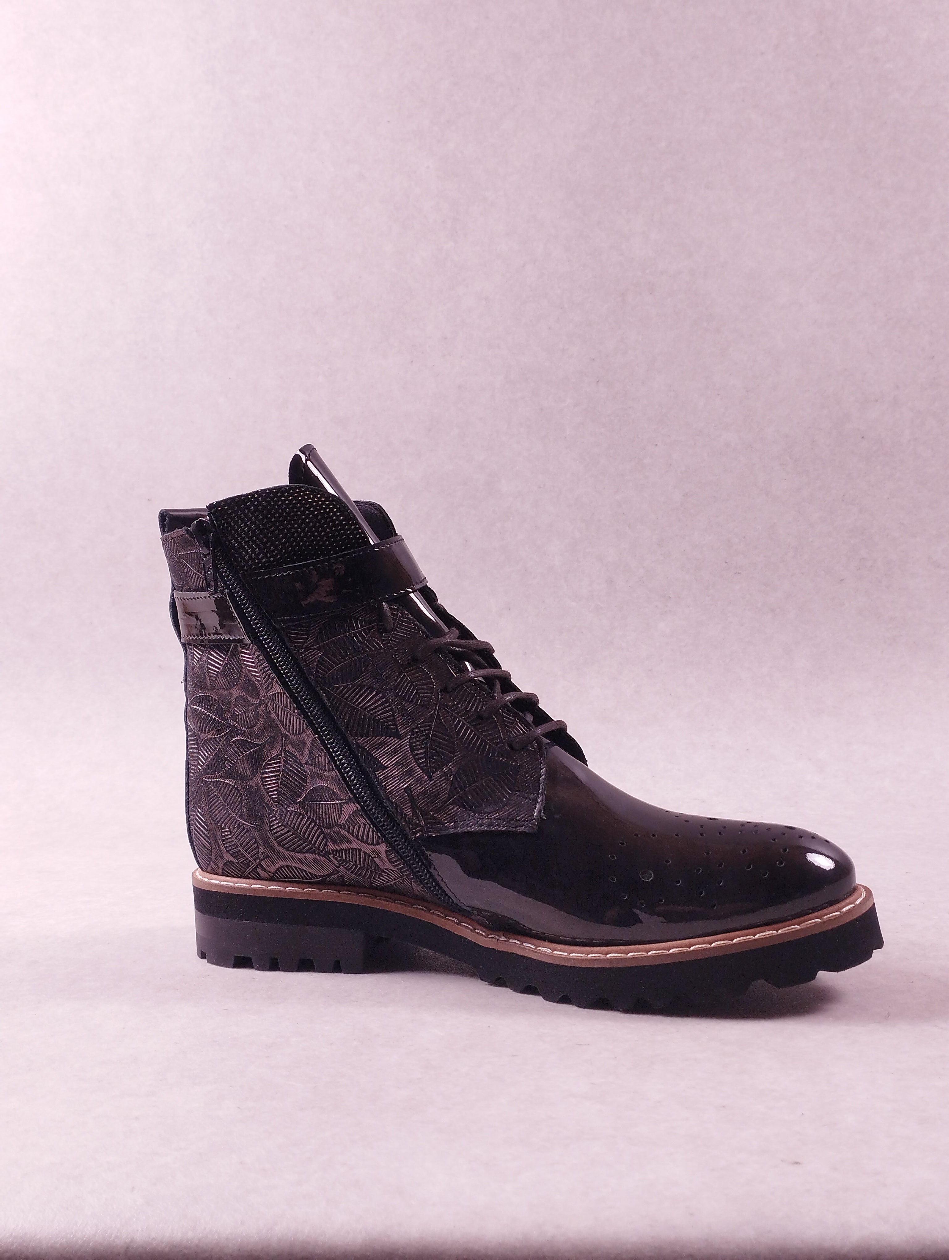 Boots femme Regard Roquano bronze vernis taupe Pointure 38