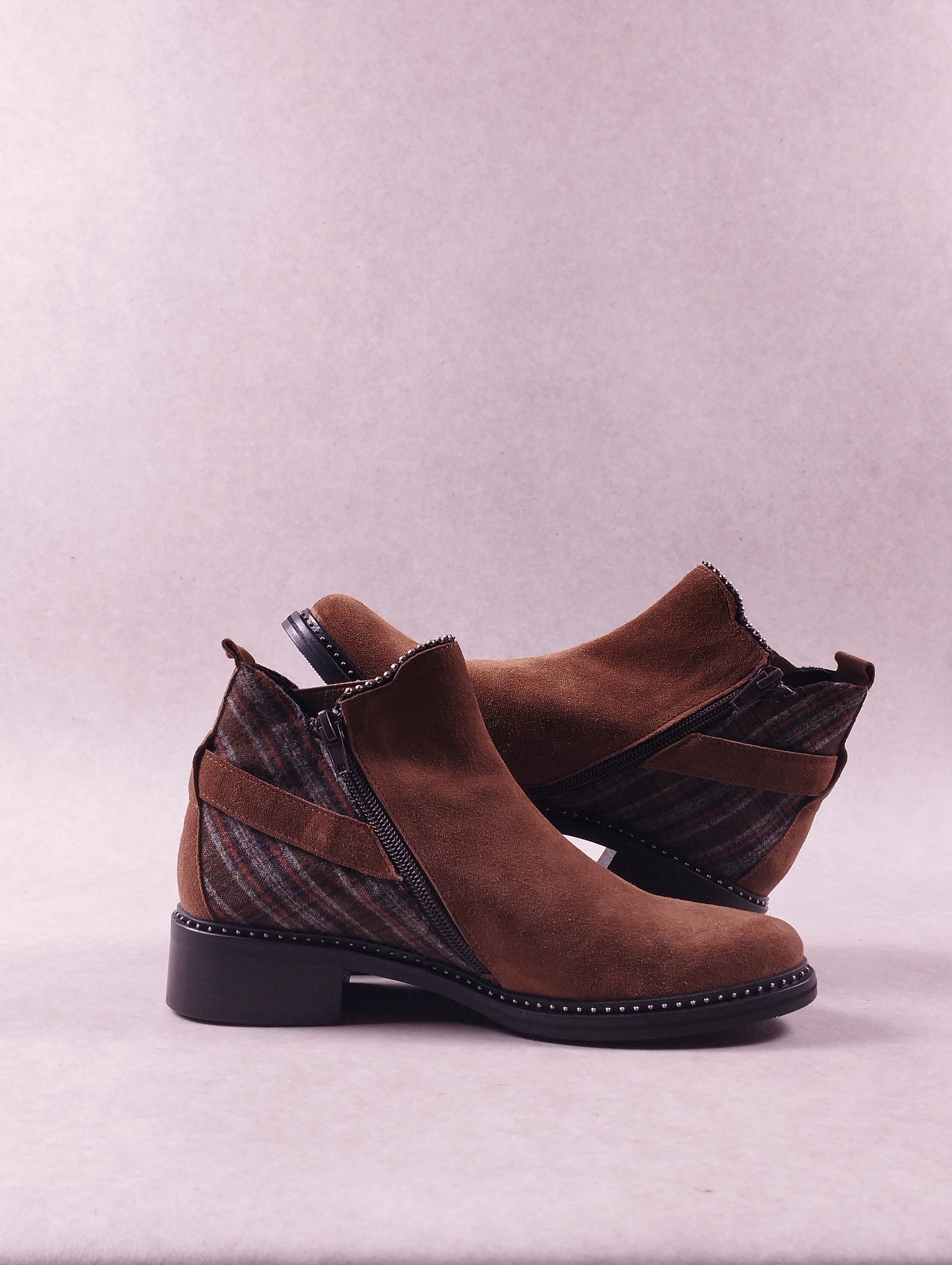 Boots femme Regard Roali / 02 marron suédine pointure 36
