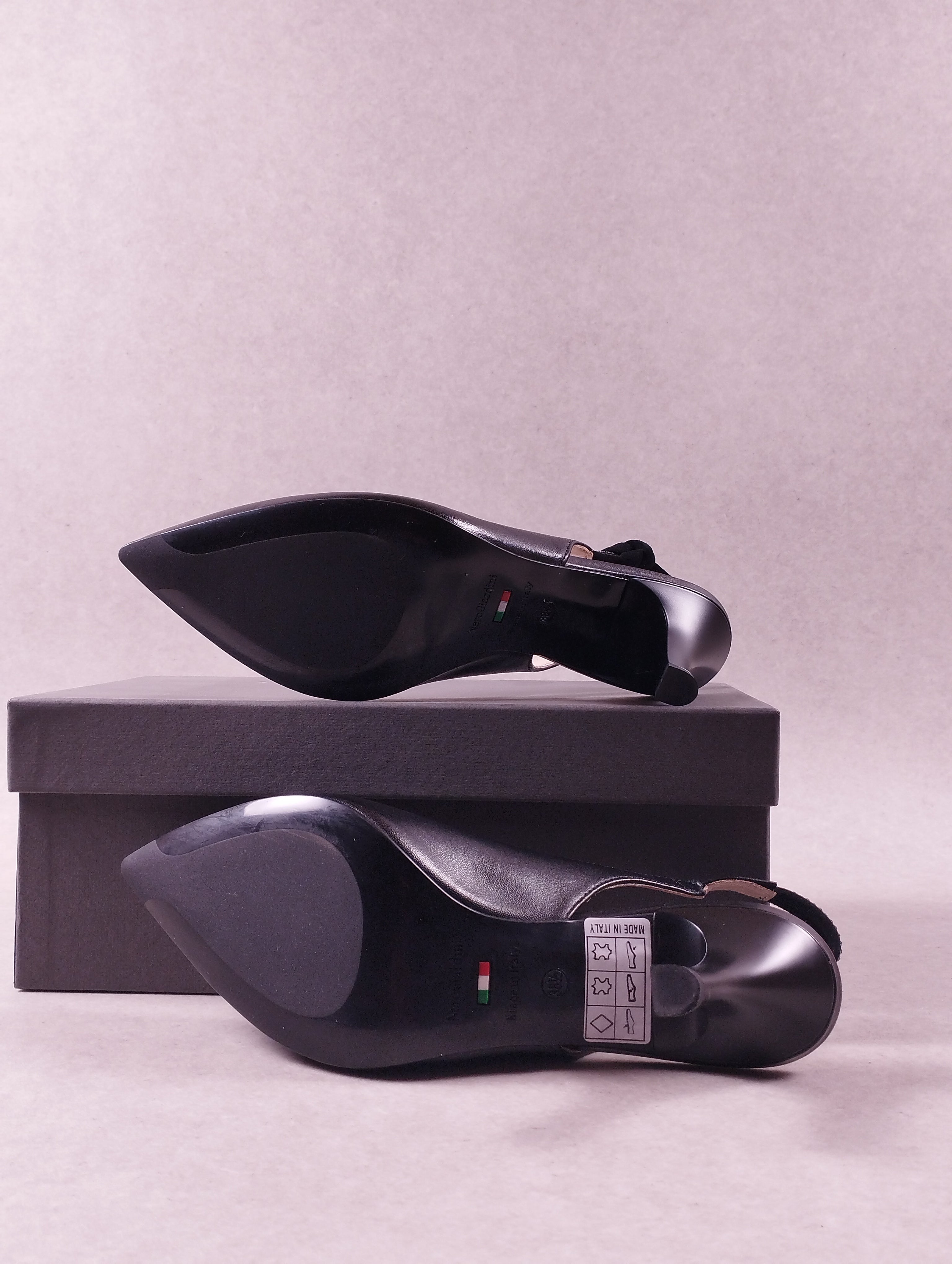 Escarpins femme NeroGiardini E218341DE noir 38,5