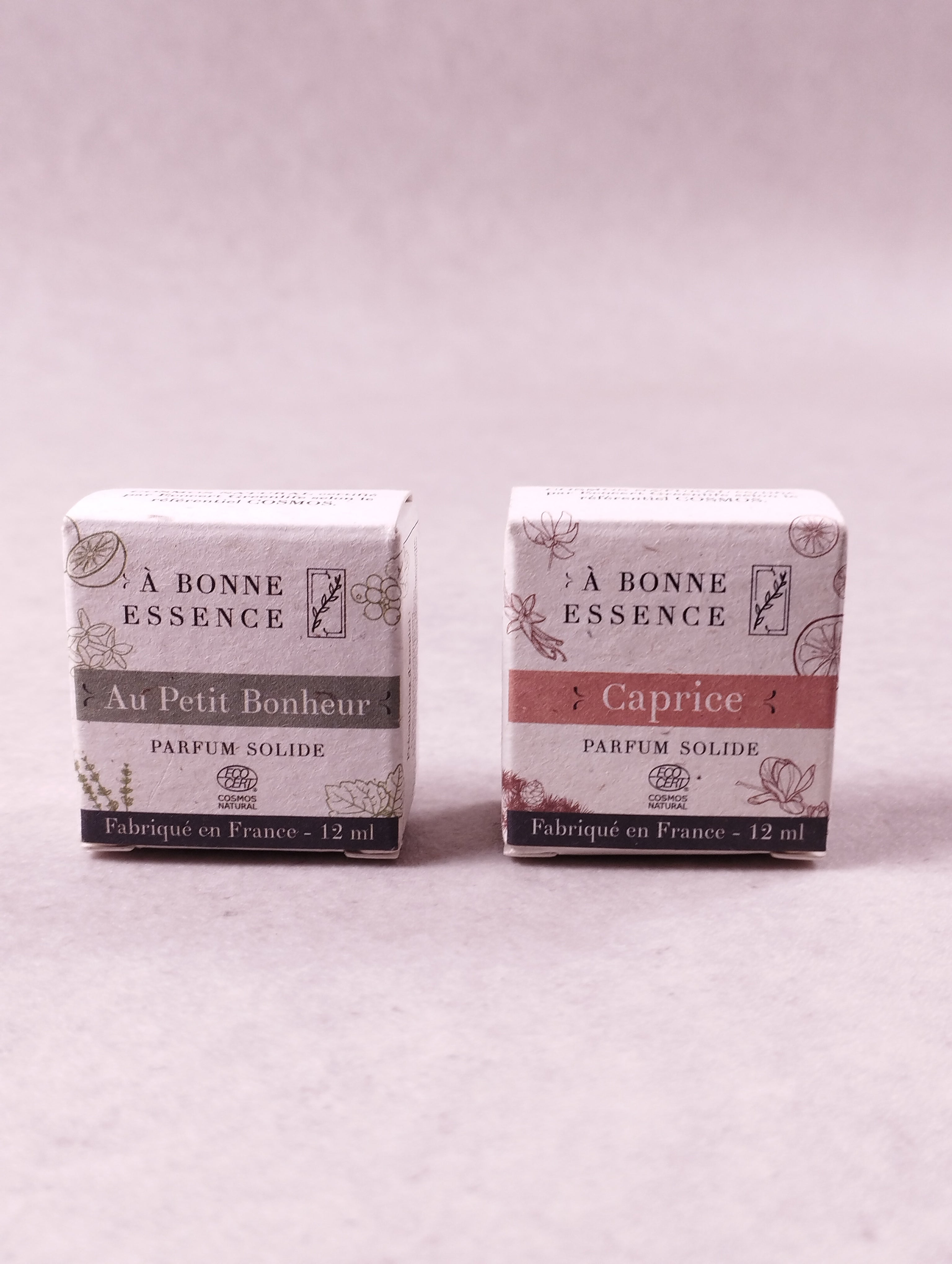 Lot de 10 parfums solides A Bonne Essence 12 ml avec boîtes métal