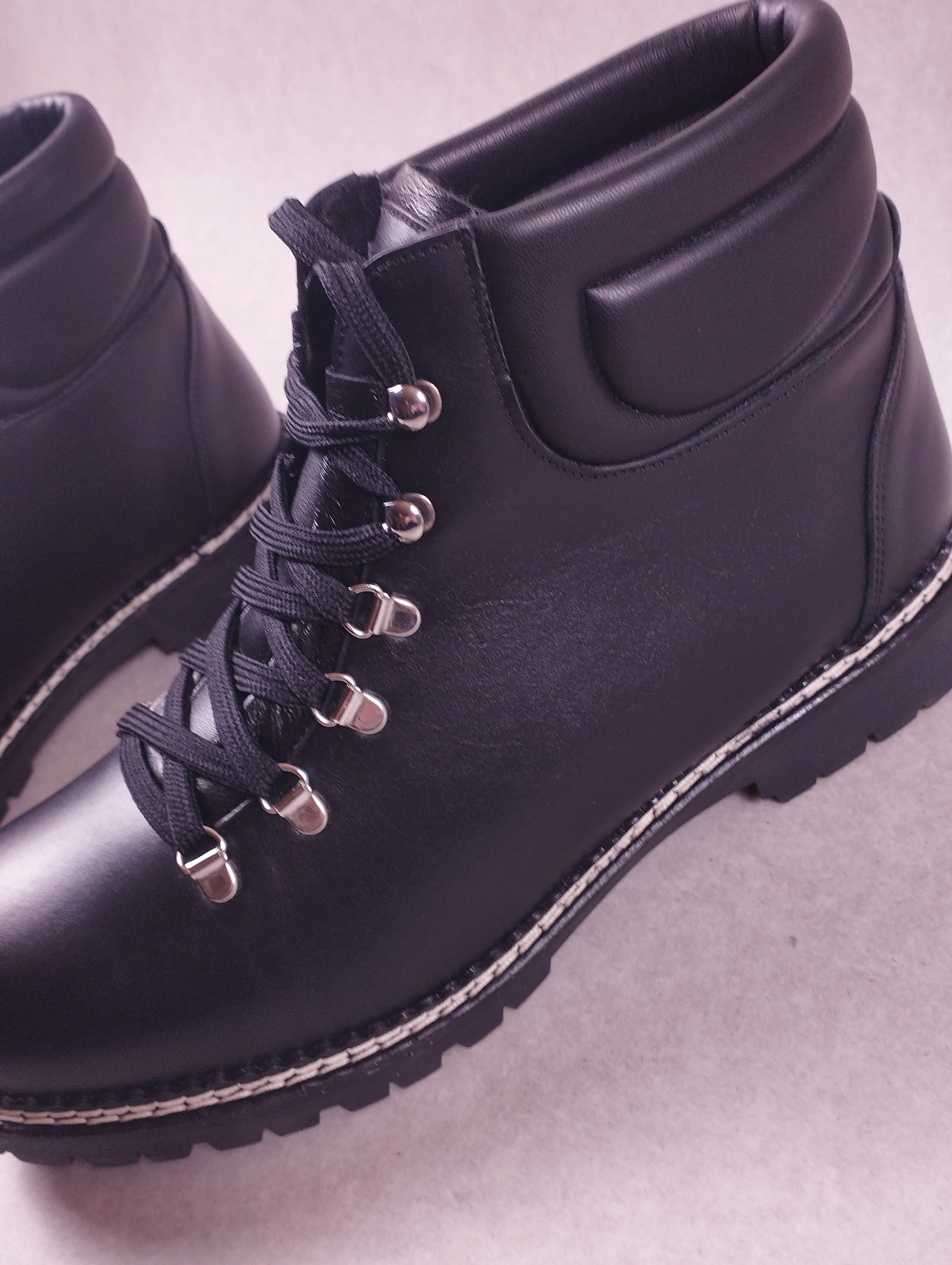 Chaussures montantes mixte La Thuile Art.225 noir 42