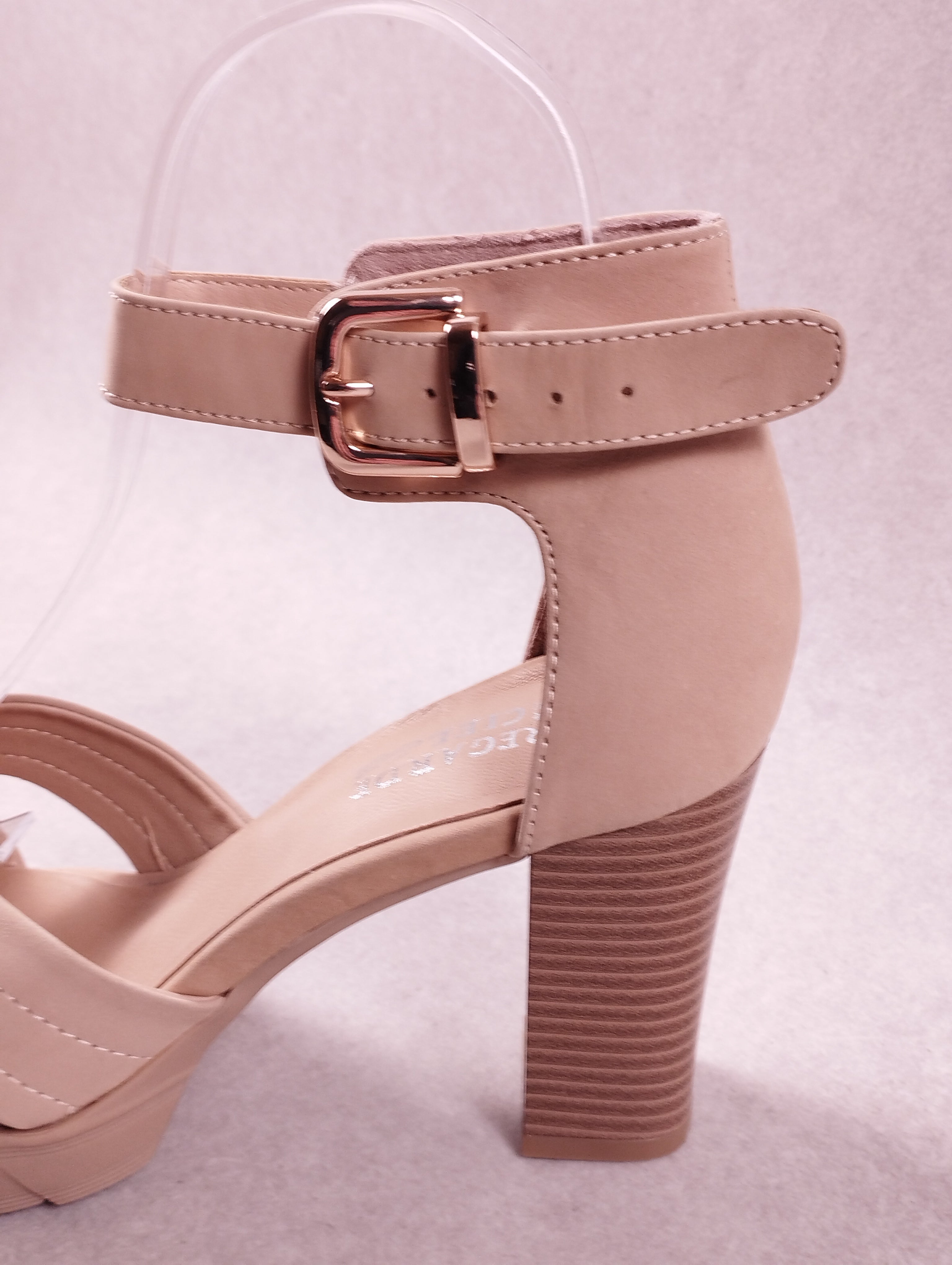 Sandales femme Regarde le Ciel Glenda-02 beige 40