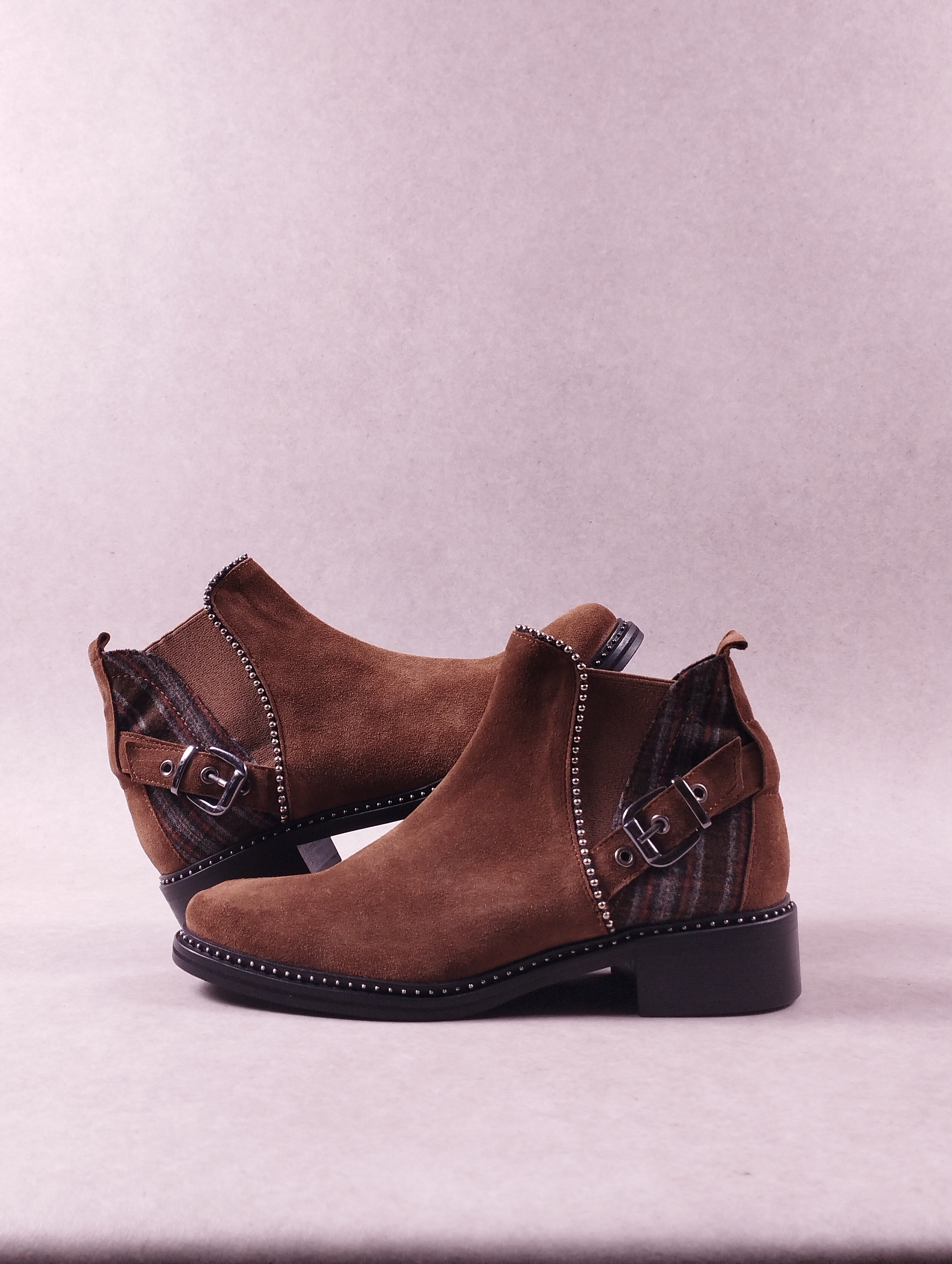 Boots femme Regard Roali / 02 marron suédine pointure 36