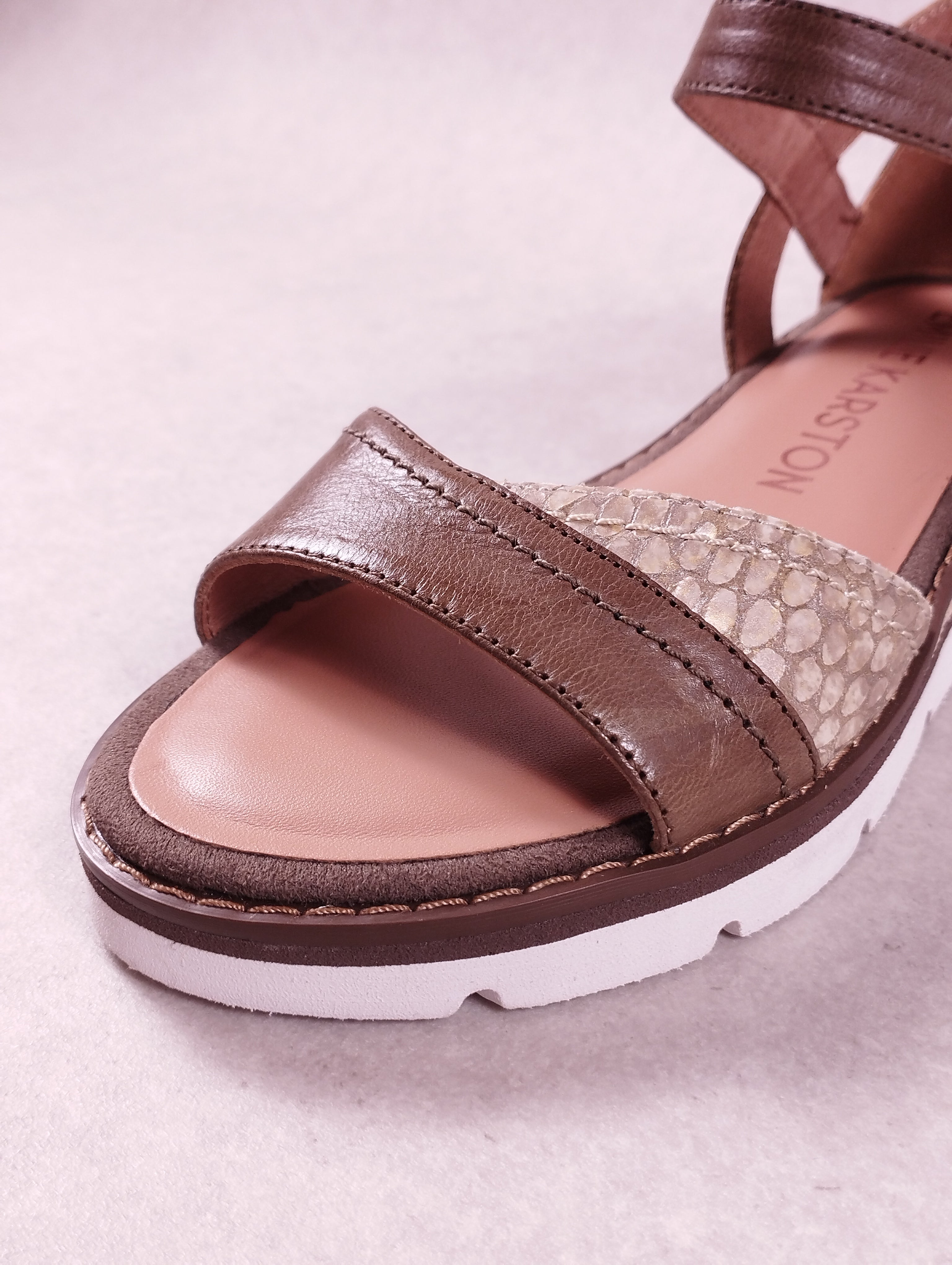 Sandales femme Emilie Karston Kilgum kaki 36