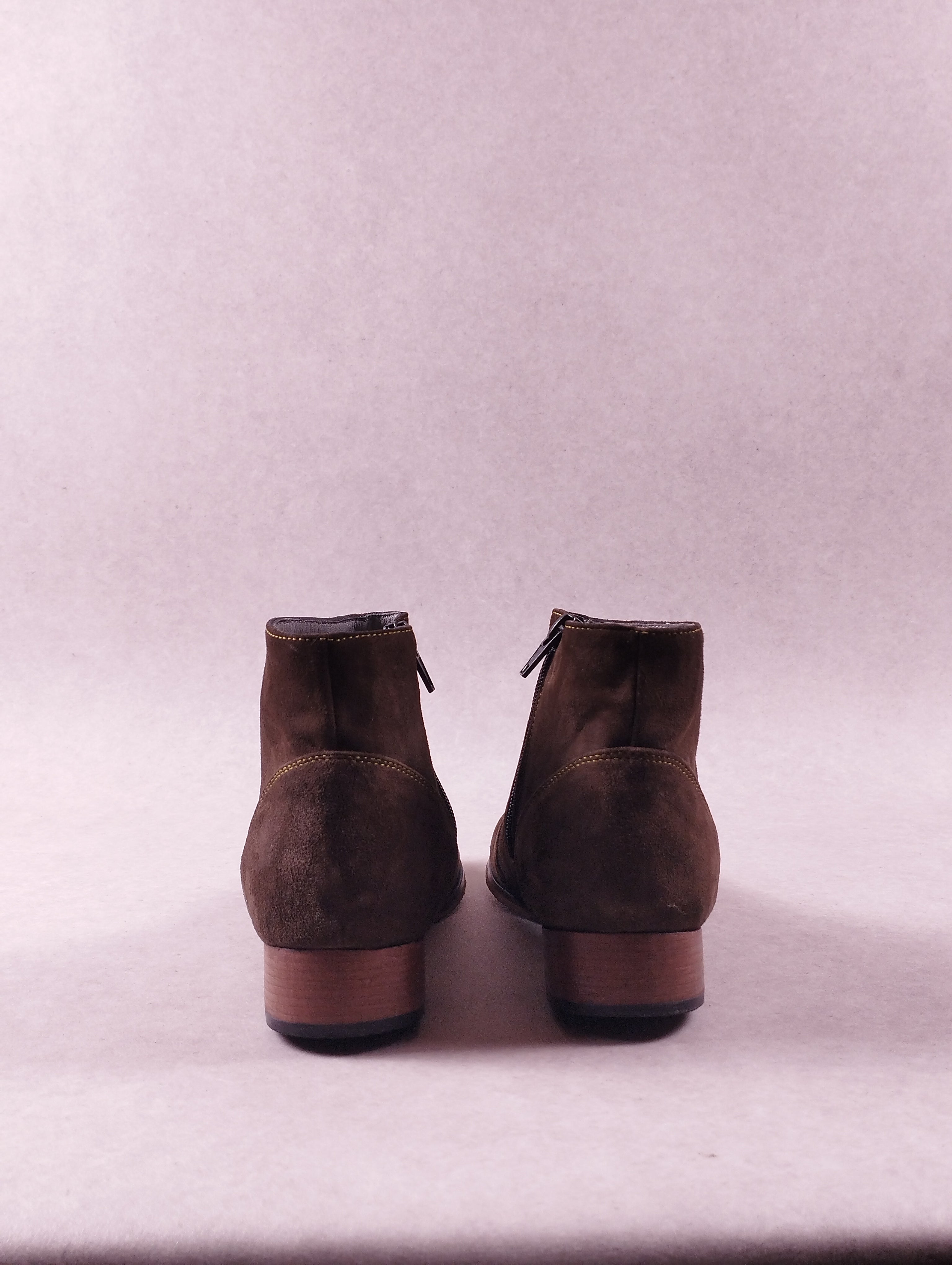 Boots femme Intemporelle Guy 2 velours kaki Pointure 38