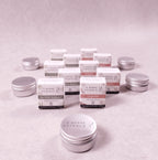 Lot de 10 parfums solides A Bonne Essence 12 ml avec boîtes métal