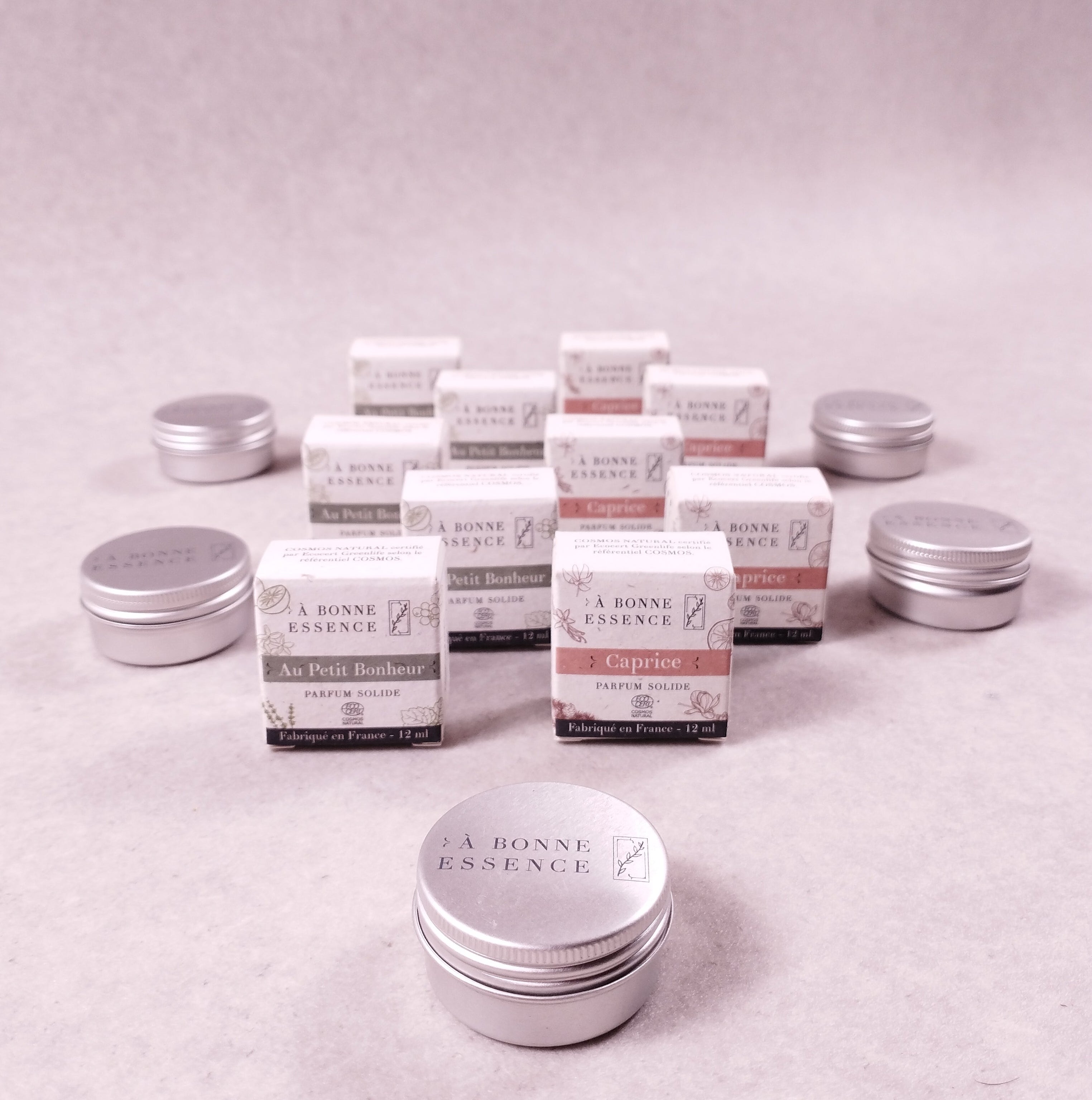 Lot de 10 parfums solides A Bonne Essence 12 ml avec boîtes métal