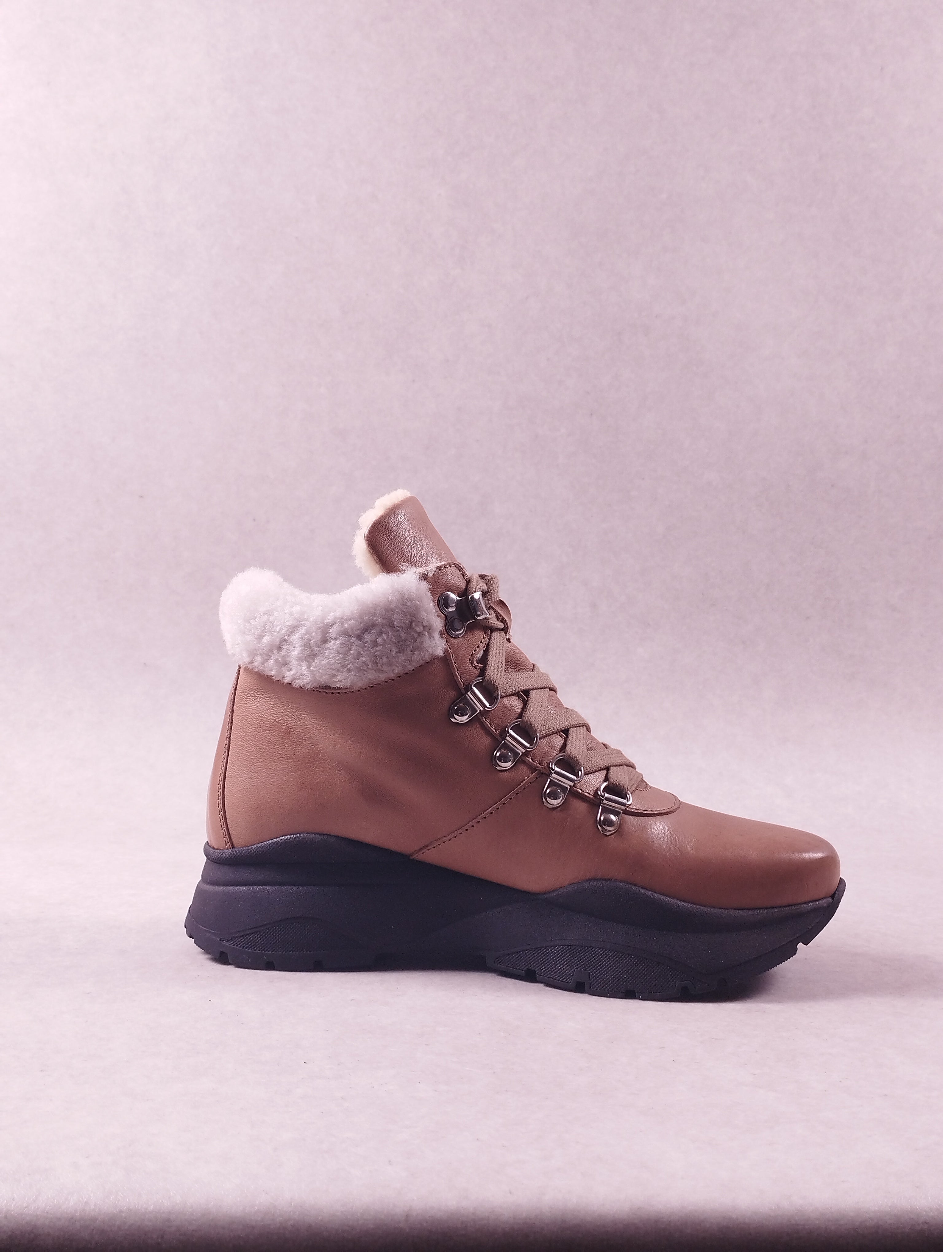 Boots femme Alisa Bianchini 22I621 Cathay beige Pointure 37