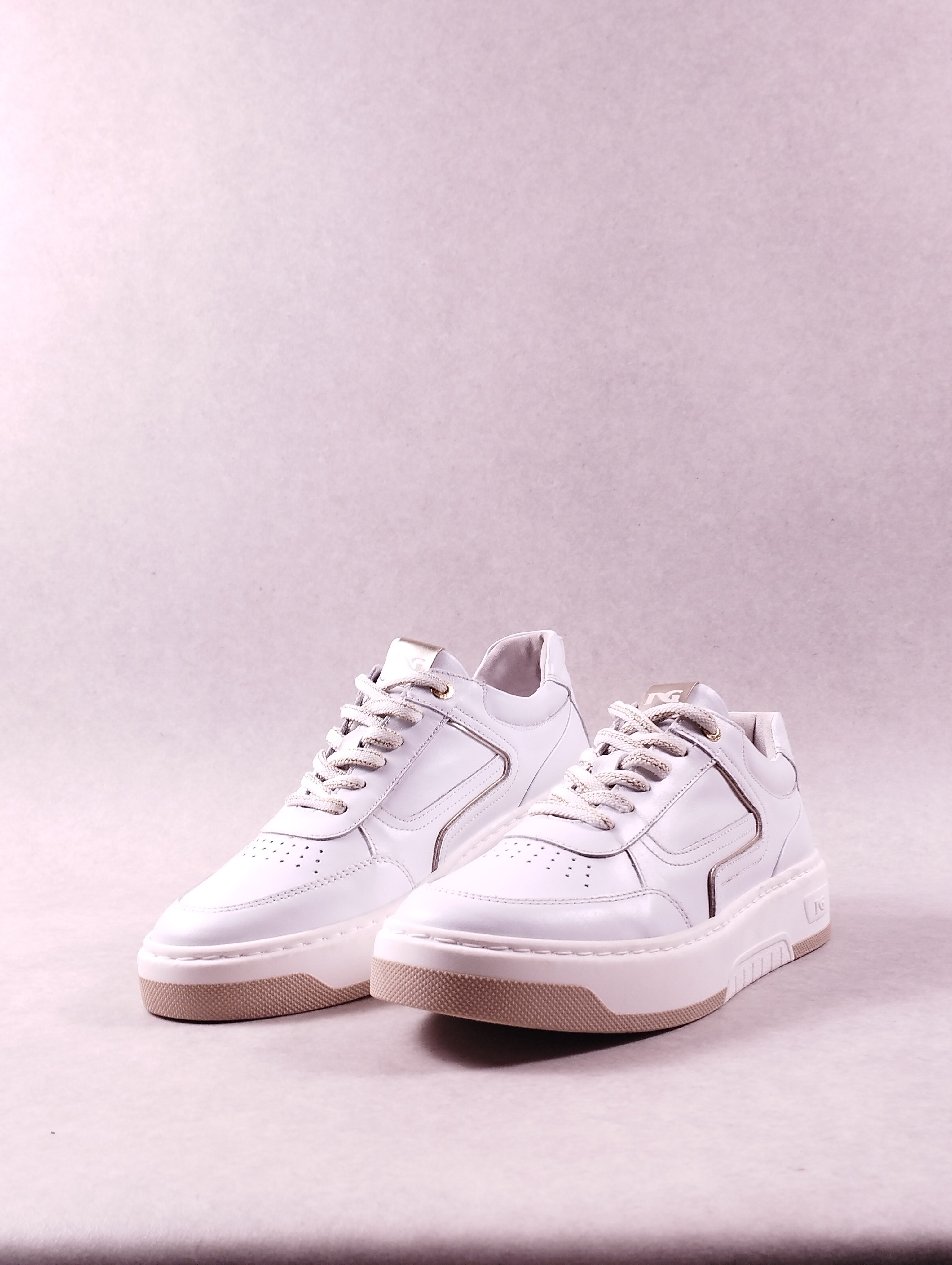 Baskets femme NeroGiardini Skipper Bianco blanc Pointure 39