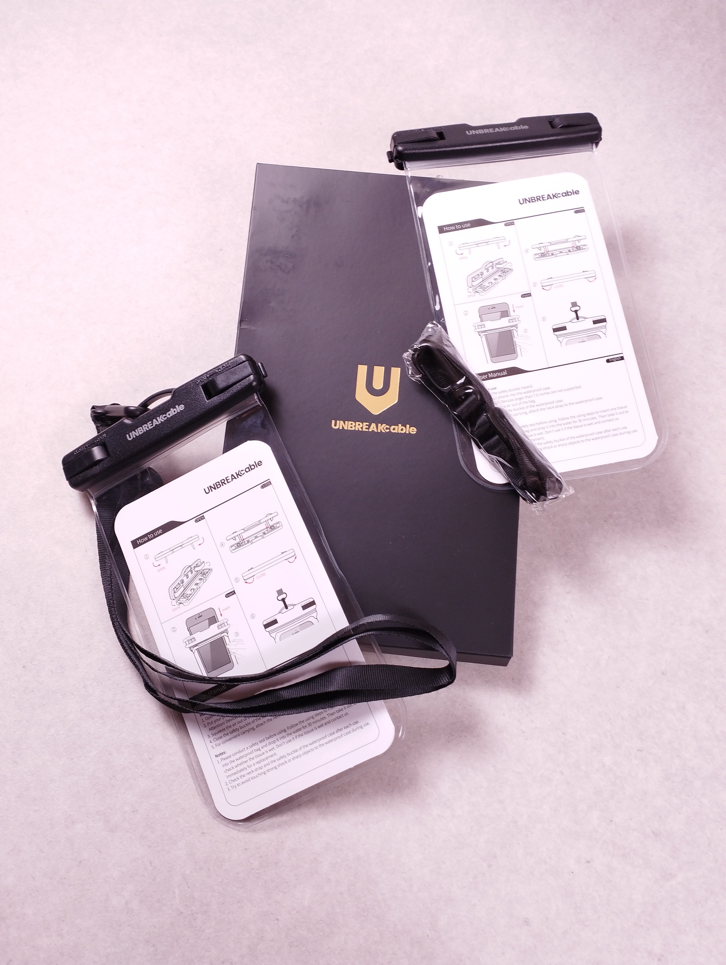 Lot de 6 étuis étanches smartphone UNBREAKcable transparents jusqu’à 7 pouces