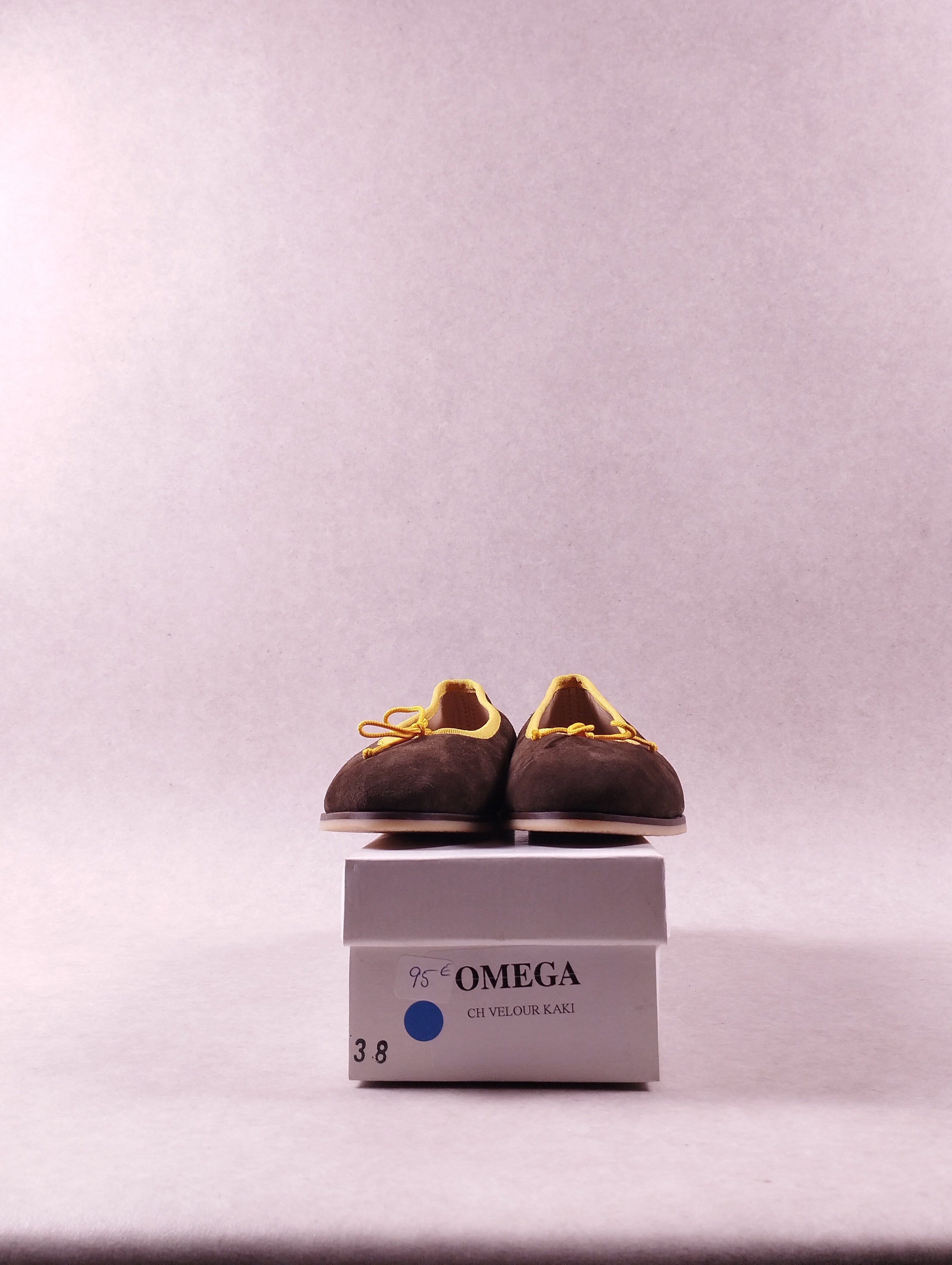 Ballerines femme Intemporelle Omega velours kaki Pointure 38
