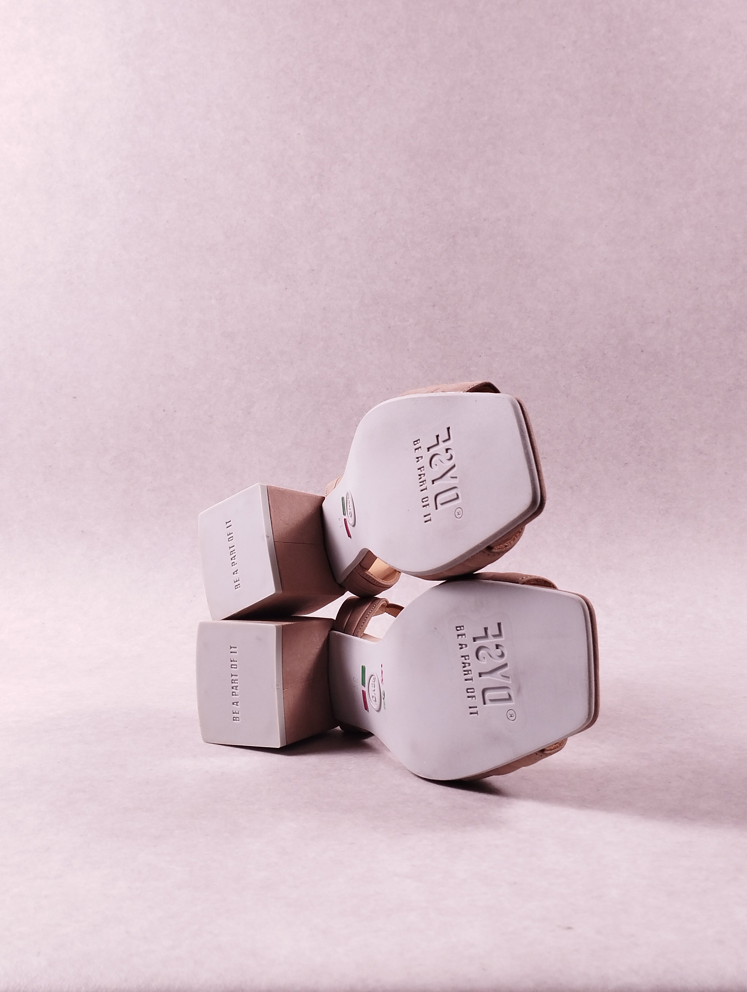 Sandales femme DYSF YEKU 1.0 beige Pointure 37