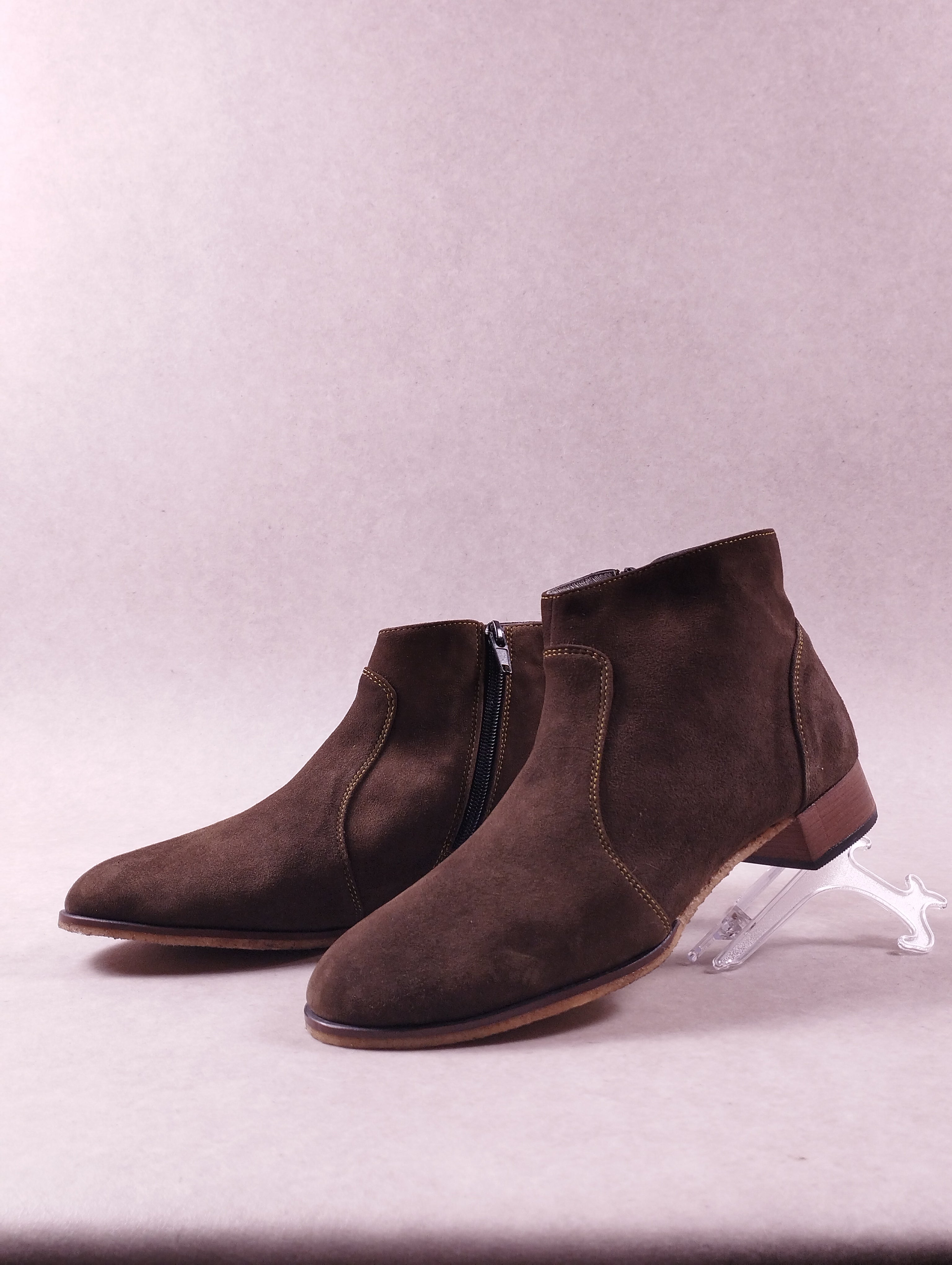 Boots femme Intemporelle Guy 2 velours kaki Pointure 38