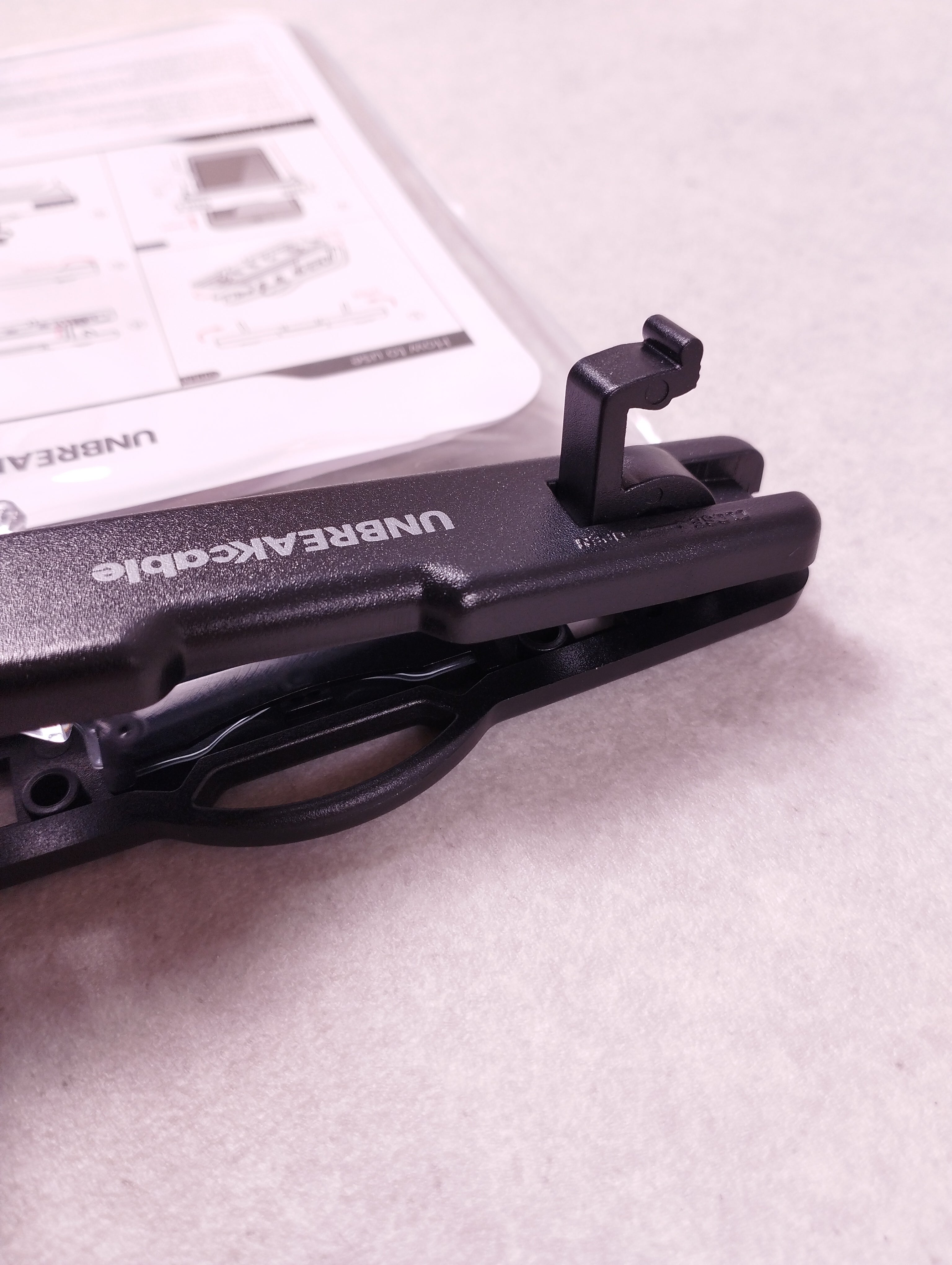 Lot de 6 étuis étanches smartphone UNBREAKcable transparents jusqu’à 7 pouces