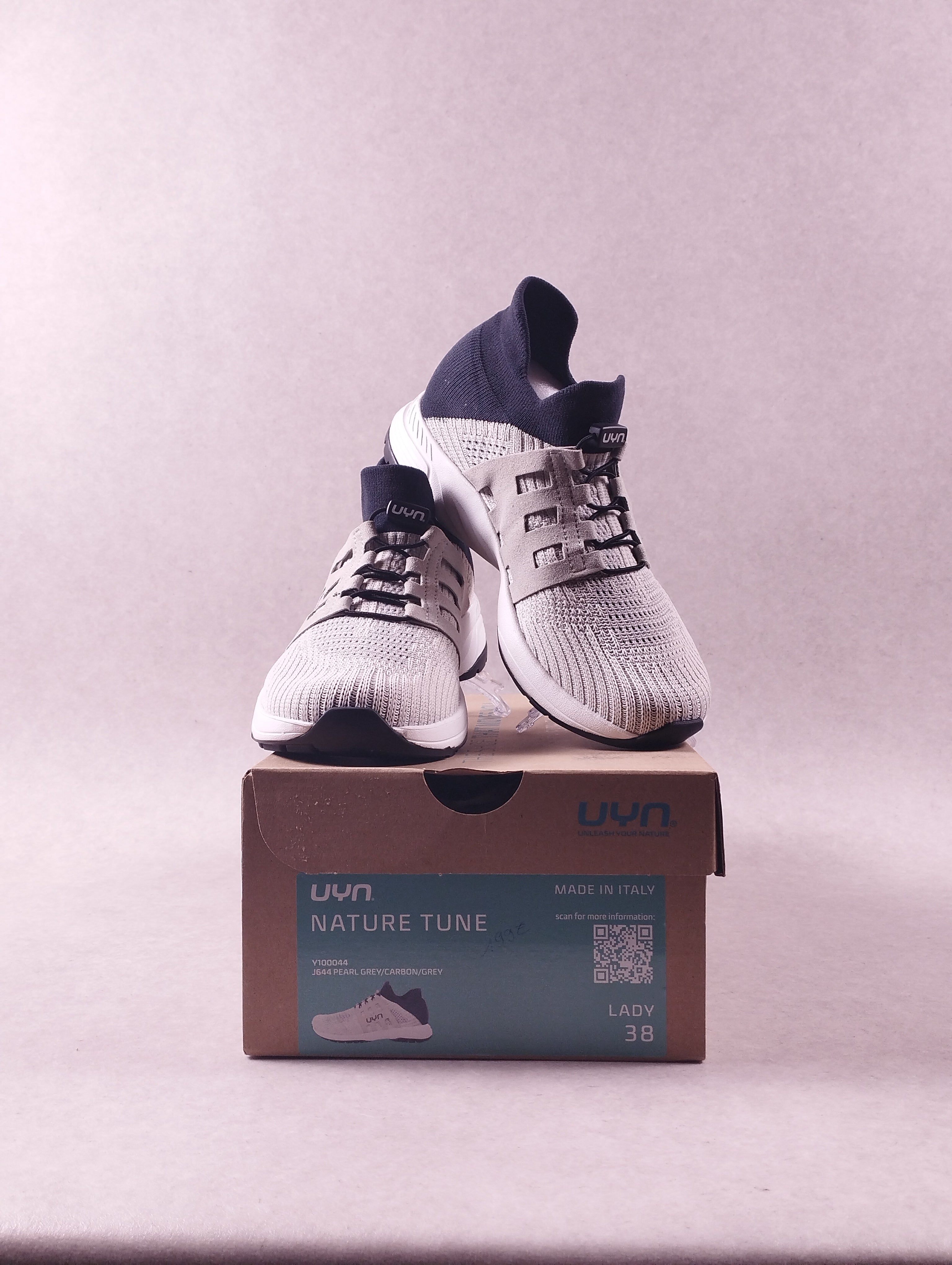 Chaussures de sport femme UYN Nature Tune Active Pearl Grey Carbon Grey pointure 38