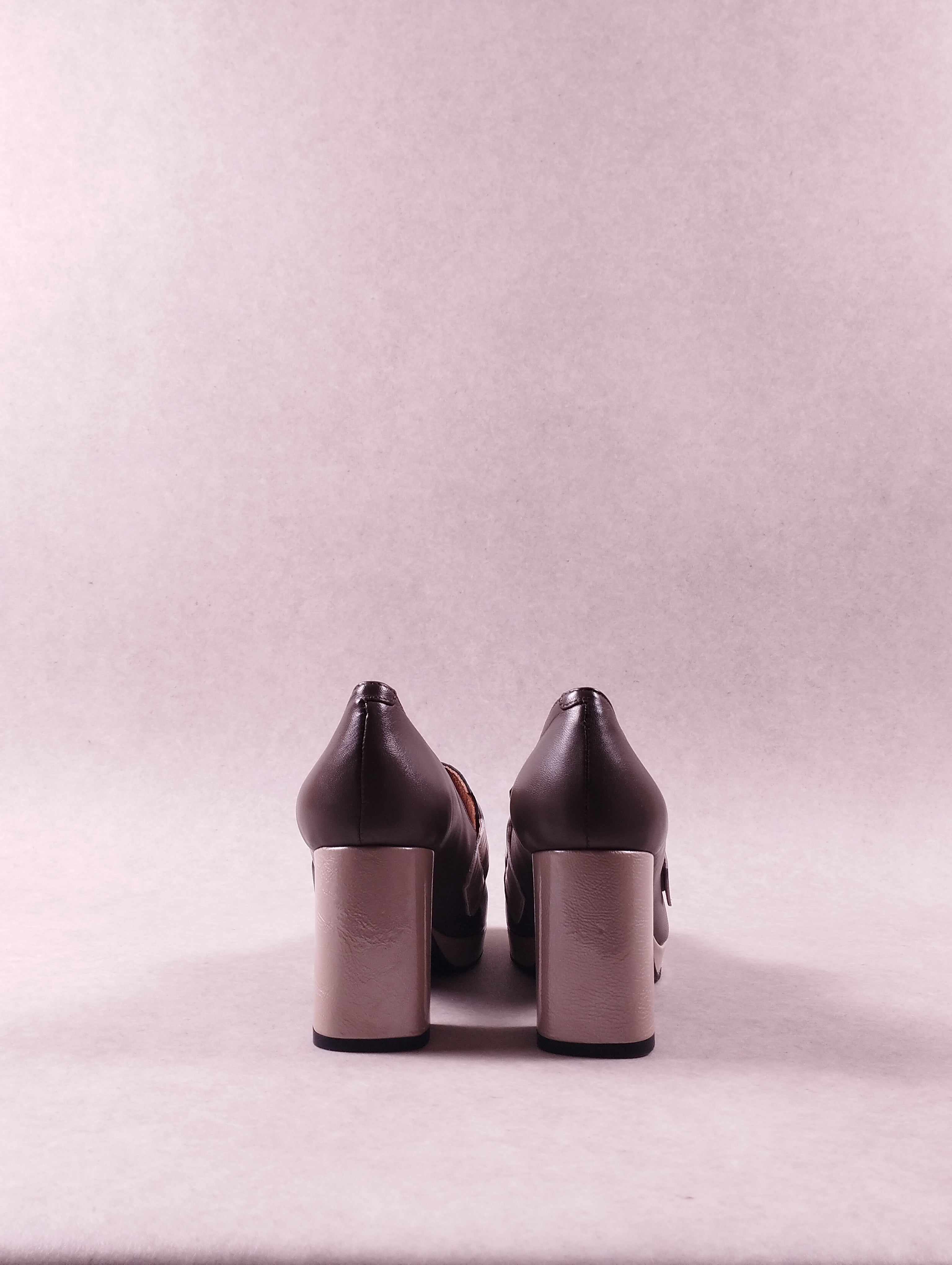 Escarpins femme Too by Virus 30296/01 musgo almondine Pointure 40