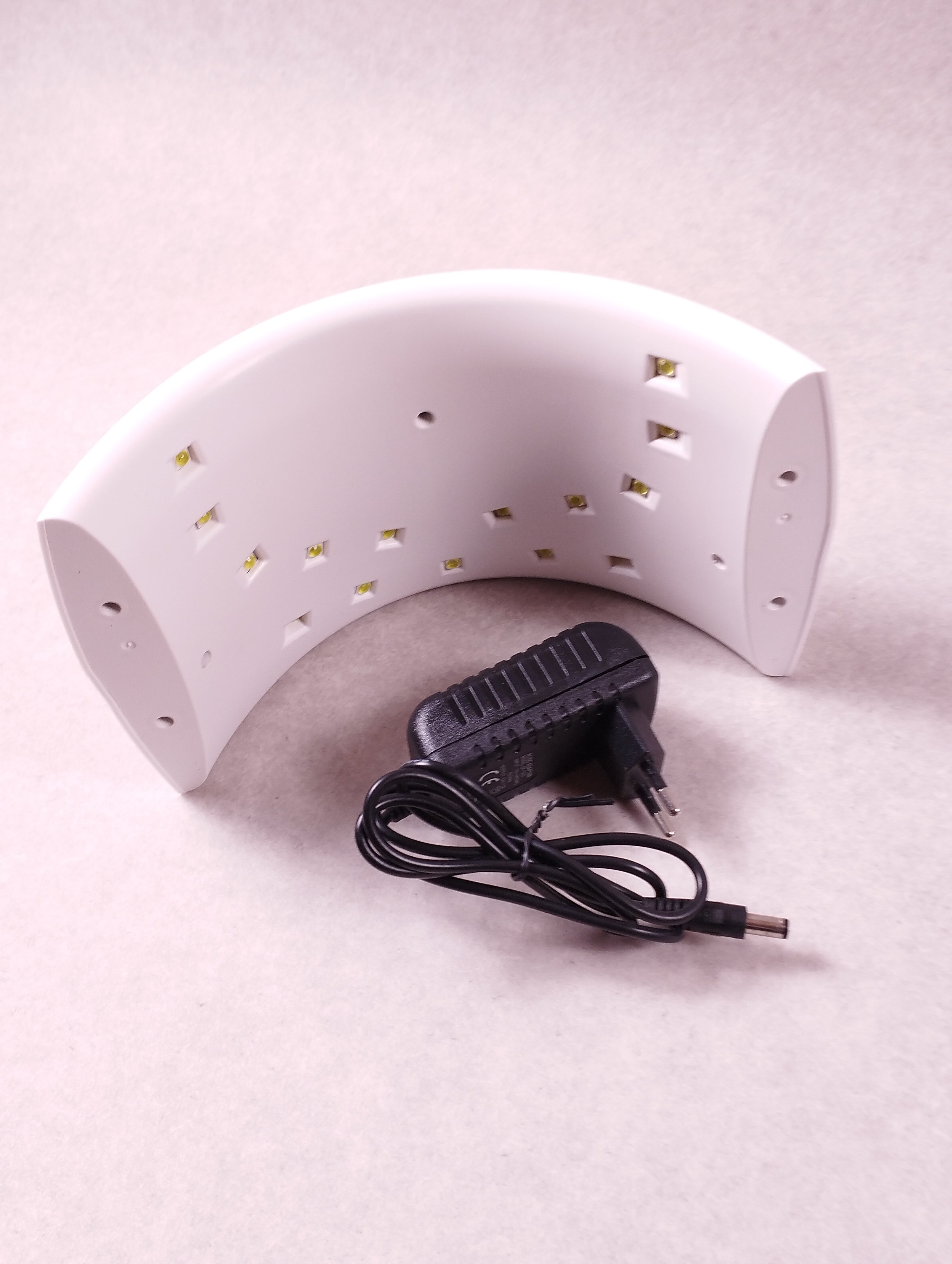 Lampe UV LED ongles Puralist blanc 24W demi lune