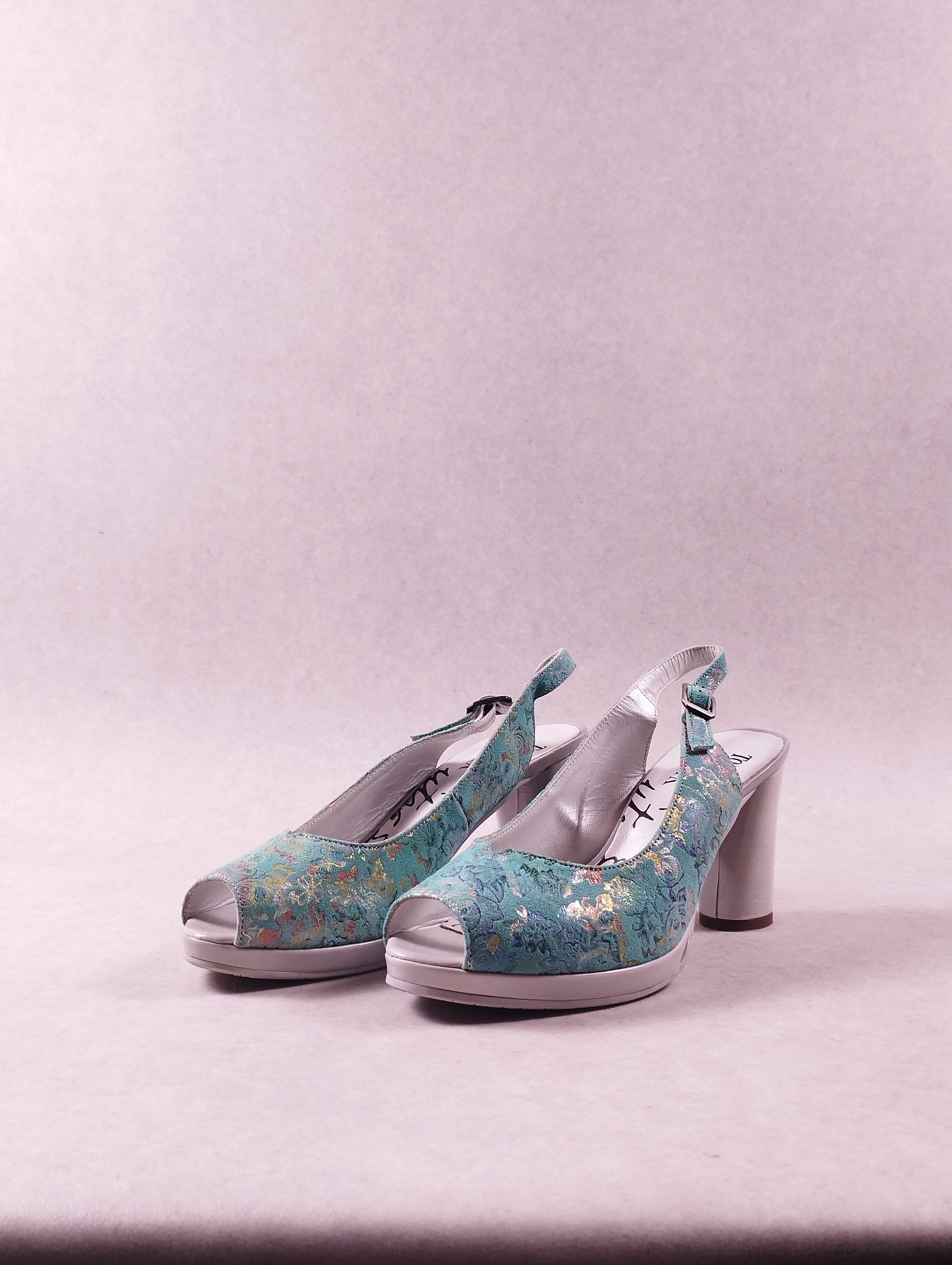 Sandales femme Un Tour en Ville Mahalo Nuage celeste pointure 39