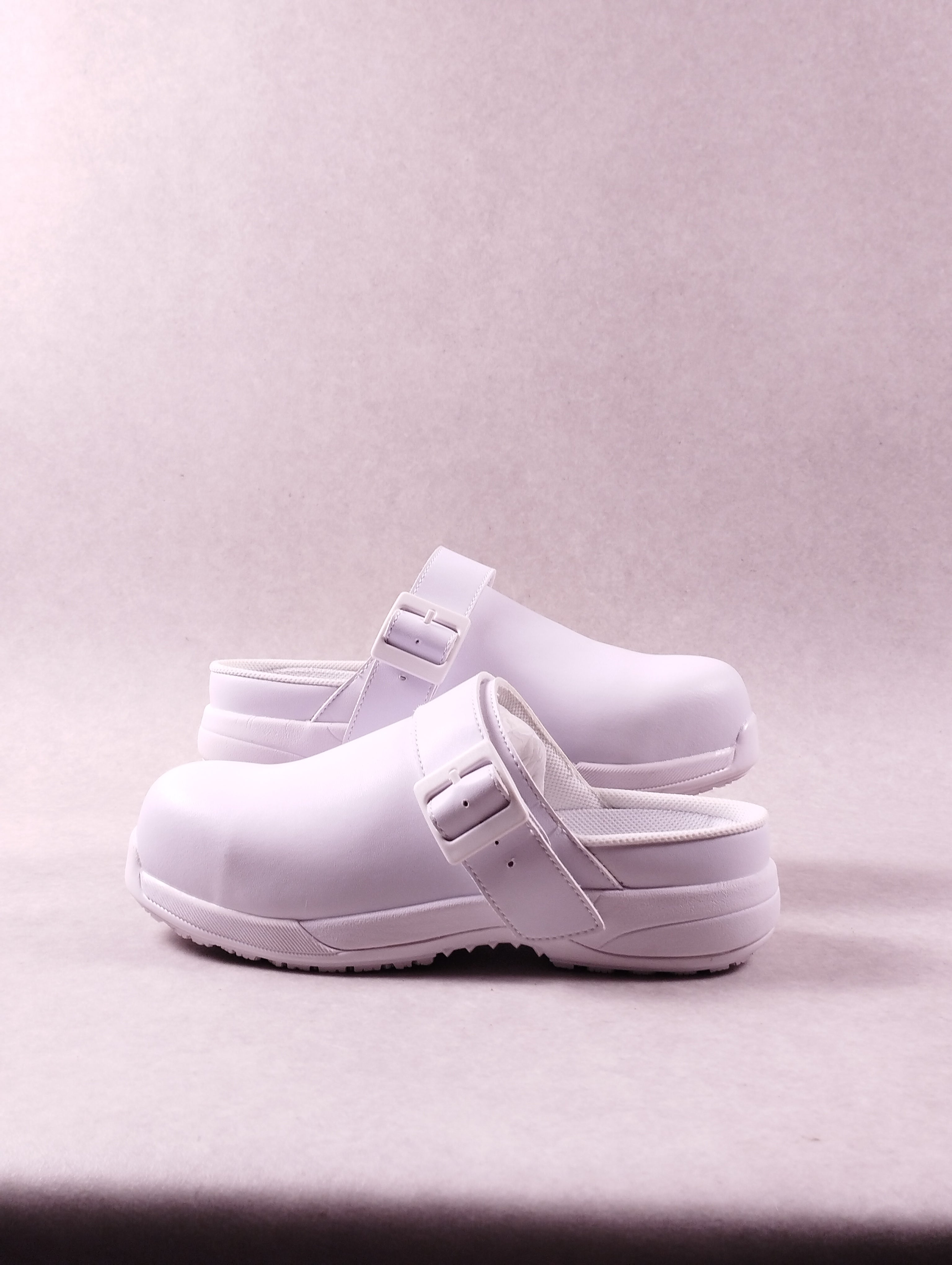 Sabots de sécurité mixte Shoes For Crews Triston CT blanc pointure 36