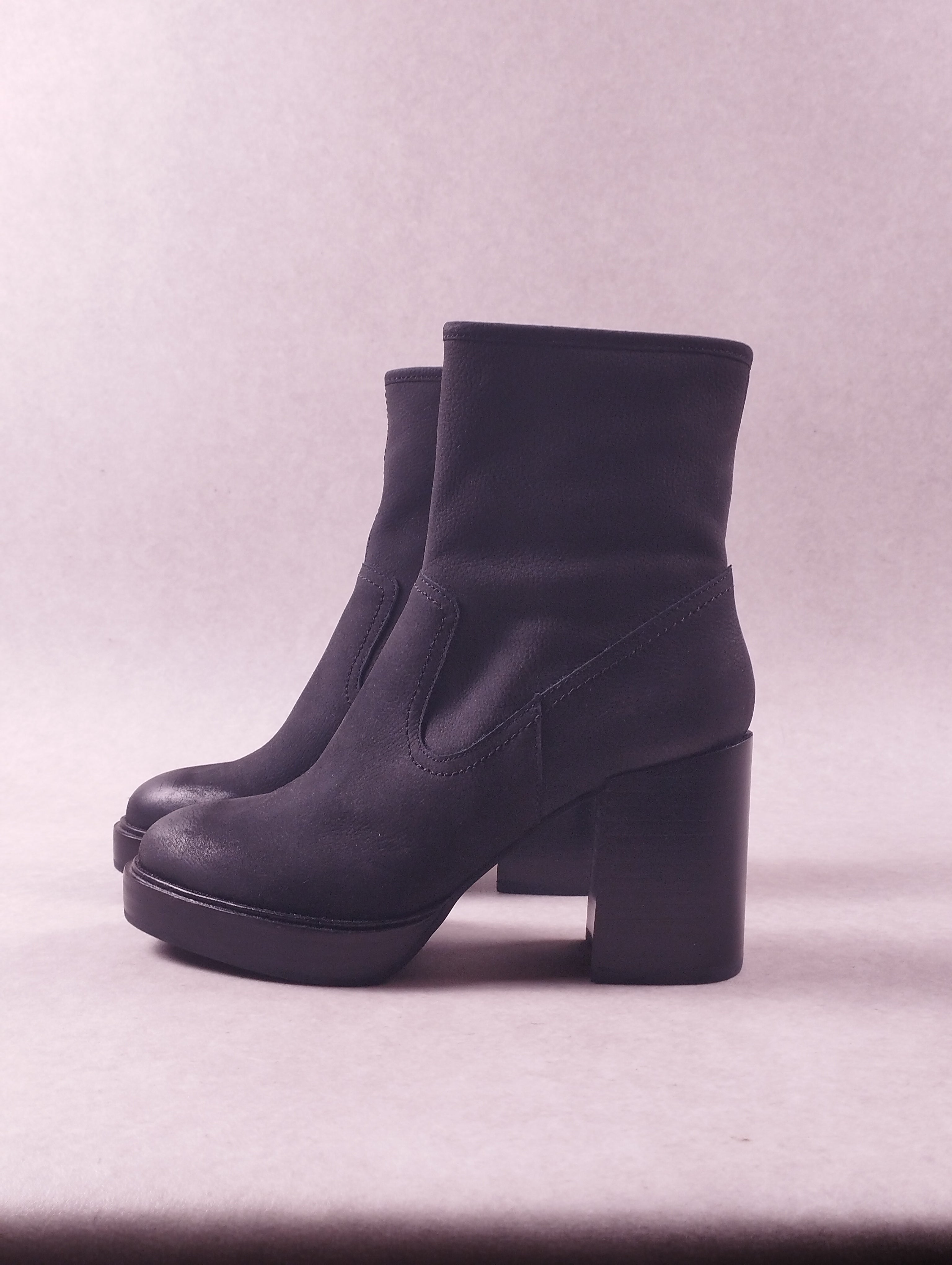 Boots femme Emilie Karston Irène noir grainé pointure 36